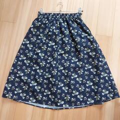 服/ファッション スカートの画像