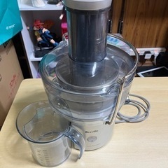 Brevilleブレビル ハイパワージューサー　スロージューサー　スムージーメーカーの画像