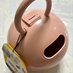 ペット用トイレットペーパーホルダー「ポイっとボール」の画像