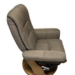 美品 ニトリ パーソナルチェア リクライニング 回転  1人掛けソファ オットマン付きの画像