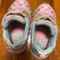 プリキュアの子供用靴✨18センチの画像