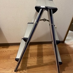【急募‼︎】(屋内でのみ使用)脚立　アルミ踏み台3段の画像