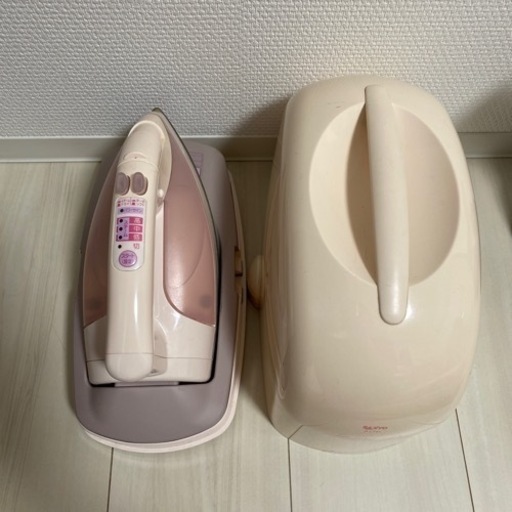 【決まりました】サンヨー　コードレススチームアイロン