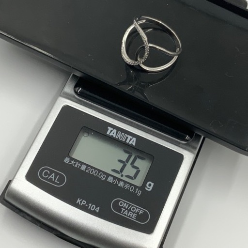 K18 18金　ダイヤモンドリング　指輪　3.5g 約22号　ダイヤ 0.16ct