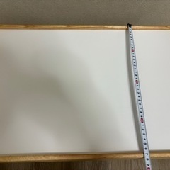 【受付終了】IKEA 折り畳みベッドテーブルの画像