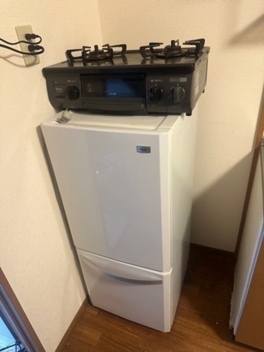 冷蔵庫、コンロ、洗濯機