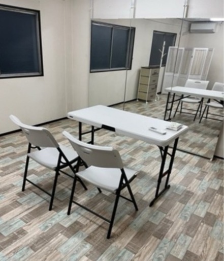 突っ張り壁面大型ミラー3枚(180㎝×幅80㎝)