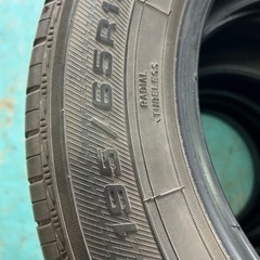 タイヤ　GOODYEAR DuraGrip 195/65  R15  2018年製  夏タイヤ　4本の画像