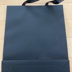RICHARD MILLE リシャールミル ショッパー　紙袋　高級ブランド　正規店　時計の画像