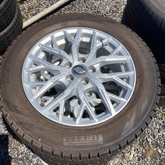 タイヤホイール4本 PIRELLI 205 / 60R16スタッドレス 2018年製の画像