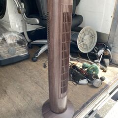 タワー型 スリム扇風機 DCモーター 省エネ タイマー 首振りリビング扇 タワーファン スリム扇風機 8段階風量 省エネ 静音 換気 (ナチュラルウッド)の画像