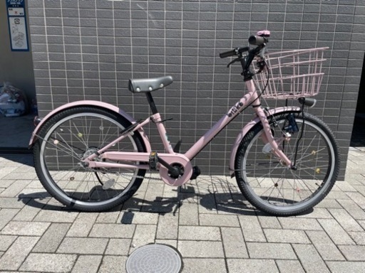 引き渡し先決まりました！！美品　小学生　自転車　bikke　ブリヂストン　ビッケ　グレージュピンク　22インチ　子ども クロスバイク