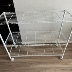 キャスター付き　収納ラック　キッチンラック　北欧　しろ