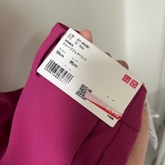 ユニクロ パンツ ウエスト58 ヒップ85の画像