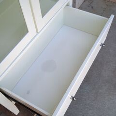 白い木製キャビネット 0425の画像