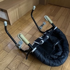 ベビー　テーブルチェア　使用品