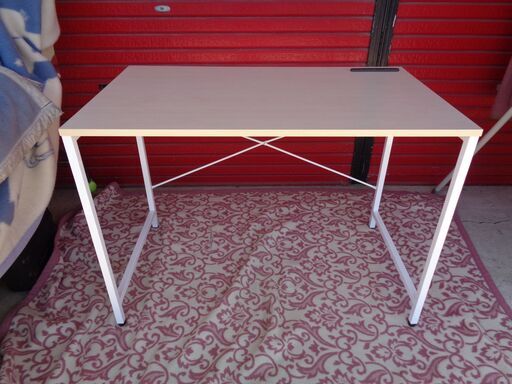 中古美品！　シンプルデスク/USBデスク　NY-DK-100-60　ナチュラル　100×60
