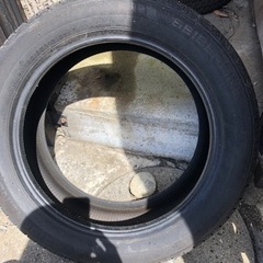 車のパーツ タイヤ、ホイール
