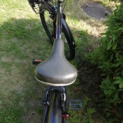 子供用自転車（ヘルメット付）　小学校中学年〜高学年用　小学生の画像