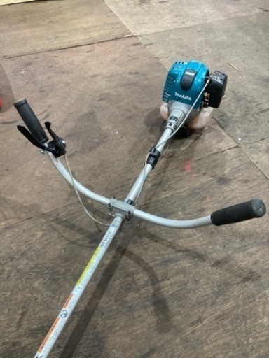 売約済み　マキタ　刈払機　MEM428 中古品　4st エンジン実働