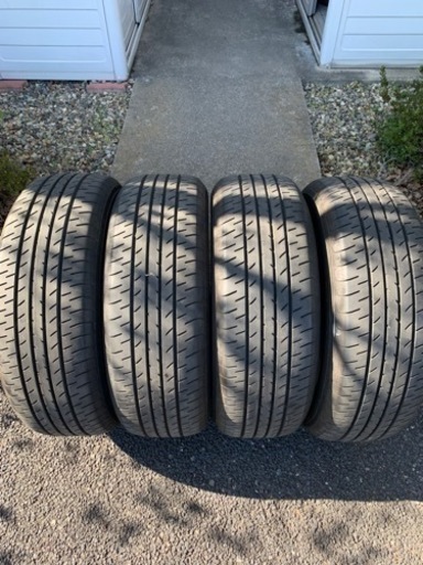 225/60R17 ブルーアースE51　ヨコハマ★バリ山★サマータイヤ