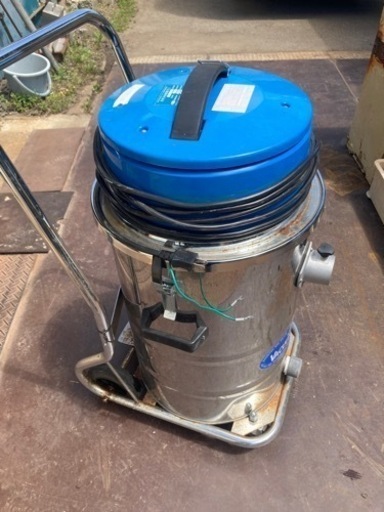 乾湿両用 掃除機 
