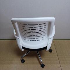 家具 椅子 デスクチェアの画像