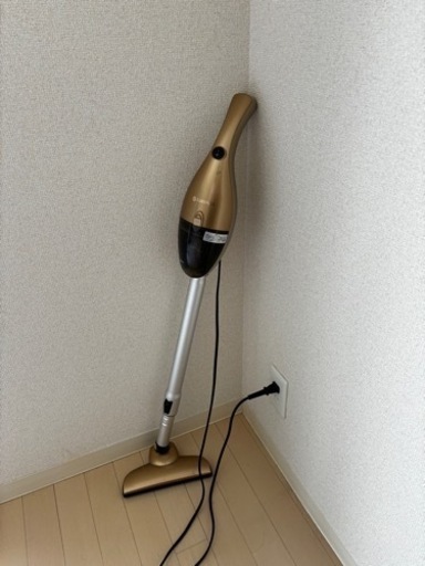 【取引中】ハンディ掃除機