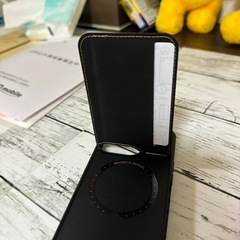 iPhone15Proスタンド機能付きケースの画像