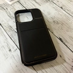 iPhone15Proスタンド機能付きケースの画像