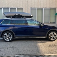 Thule Motion XT XL ルーフボックスの画像
