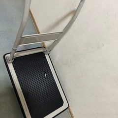 商談中折りたたみ台車