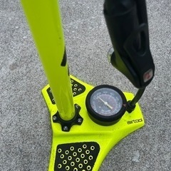 自転車 クロスバイクの画像