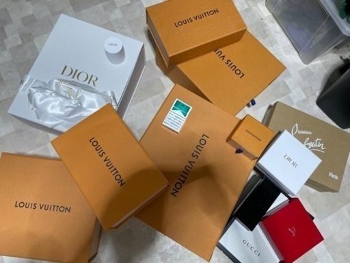 ブランド品　空き箱　リボン等