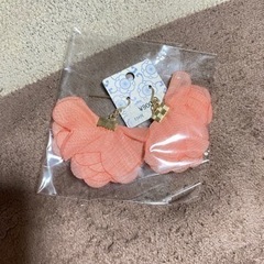 お花のヒラヒラピアス 新品未使用