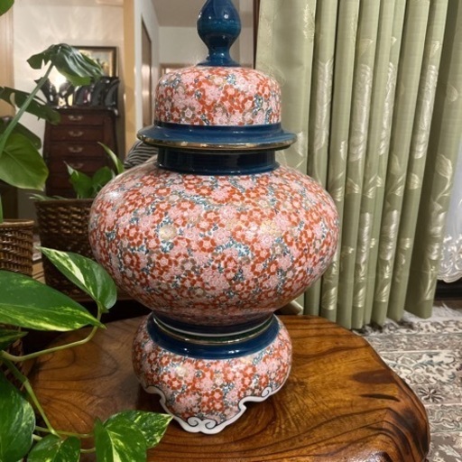 決まりました 定価50万円  有田焼　金龍窯　博山作壺　金龍博山　花瓶　新品　未使用　アンティーク　壺　貴重