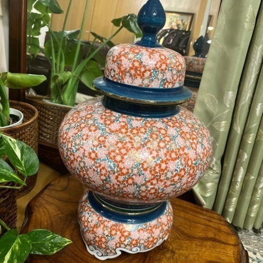 決まりました 定価50万円  有田焼　金龍窯　博山作壺　金龍博山　花瓶　新品　未使用　アンティーク　壺　貴重