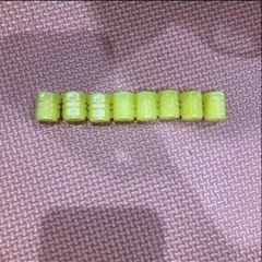 【新品未使用·電池不要】バルブキャップ 蛍光イエロー 4個300円 8個500円の画像