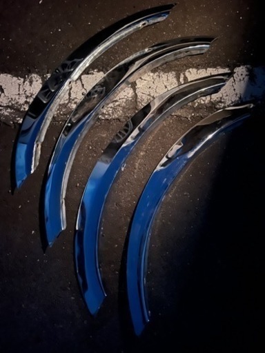 13クラウンフェンダーモール