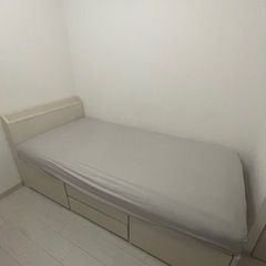 多収納　シングルベッド