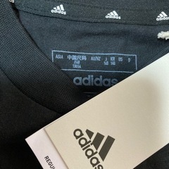 新品タグ付✨adidas✨キッズ140サイズ✨男女兼用✨半袖Tシャツの画像