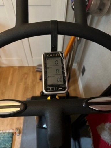 Livestrong  インドアサイクリング／スピニングバイク