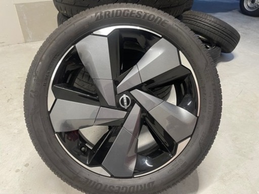 【最終値下げ
】E13ノートオーラ  17インチタイヤホイール1本