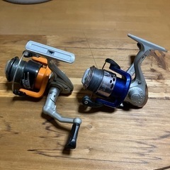 釣具 スピニングリール 2個です。の画像