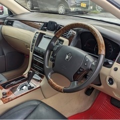 クラウン 特別仕様車2.5ロイヤルサルーン60thスペシャルエディション【自社ローン取扱店】購入•車検•板金、分割対応【購入後も安心】車の部品•消耗品最大20%OFFの画像
