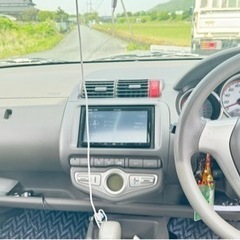 問い合わせ多い為一旦締め切り。ホンダ　フィット　サンルーフ付　税込９万円‼️の画像