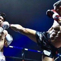 キックボクシング  ・  空手 ・ KICK BOXING  - スポーツ