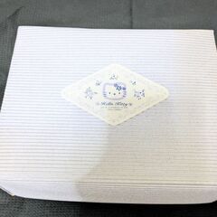 新品　ハローキティ　ガラス瓶2個セットの画像