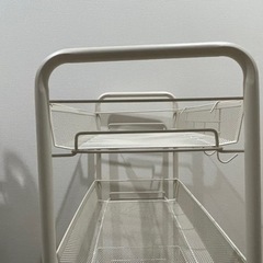 キャスター付き4段ラックの画像
