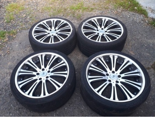 最終値下げ❗️ 車のパーツ タイヤ、ホイール